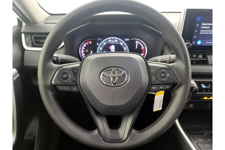 $26998 : Toyota RAV4 2024 AWD LE 4dr image 10