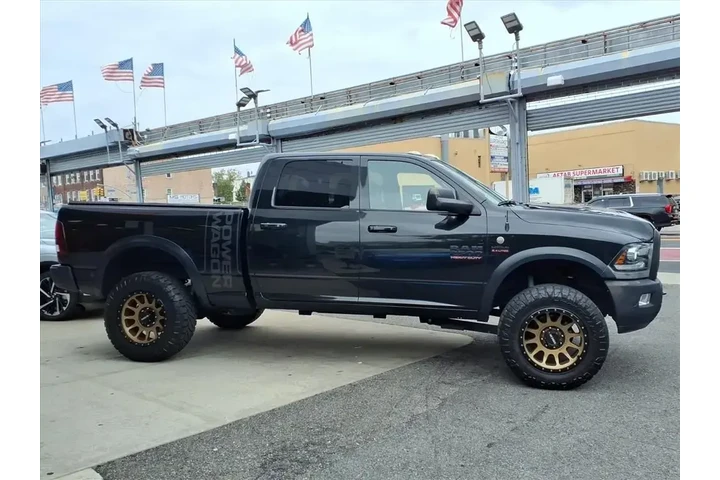 $31670 : Ram 2500 2018 4x4 Power Wago image 8