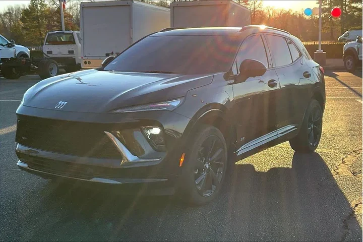 $30191 : Buick Envision 2024 AWD Spor image 2