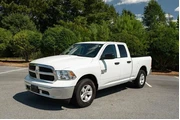 $31696 : Ram 1500 Classic 2024 4x4 SL thumbnail