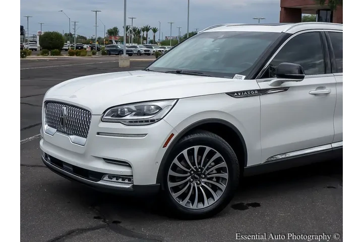 $30998 : Lincoln Aviator 2022 AWD Res image 2