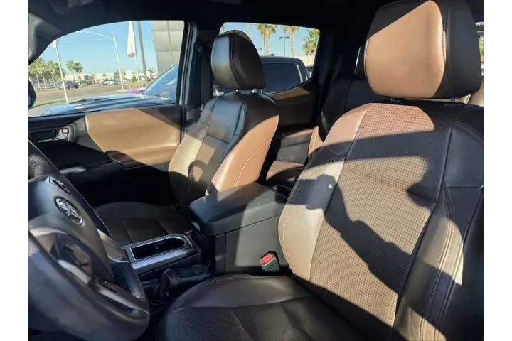 $32999 : Toyota Tacoma 2017 4x4 Limit image 9