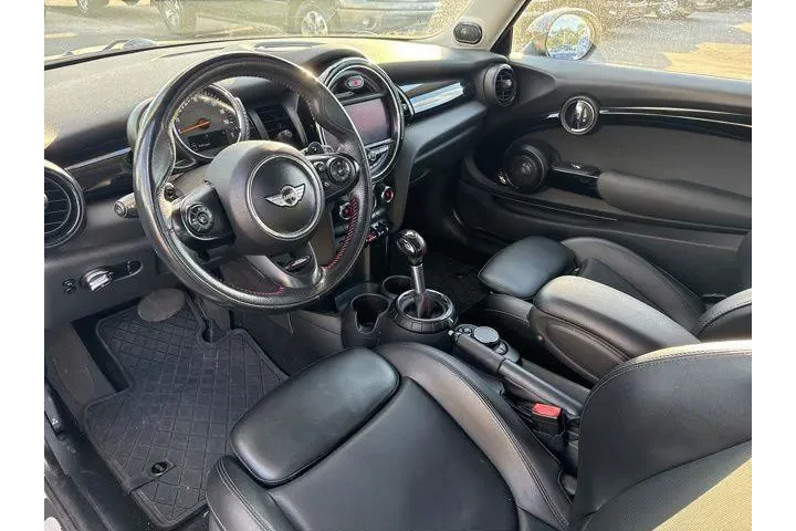 $8991 : MINI Hardtop 2 Door 2016 Coo image 10