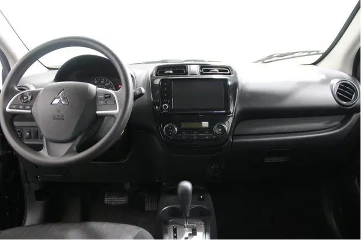 $13908 : Mitsubishi Mirage 2024 ES 4d image 2