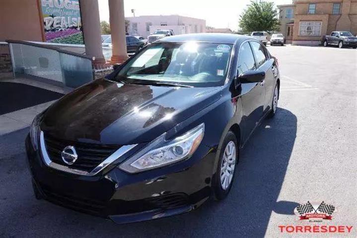 $17995 : Pre-Owned 2017 Altima 2.5 S S image 3