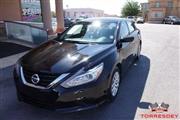 $17995 : Pre-Owned 2017 Altima 2.5 S S thumbnail