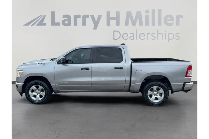 $37327 : Ram 1500 2024 4x2 Big Horn 4 image 2