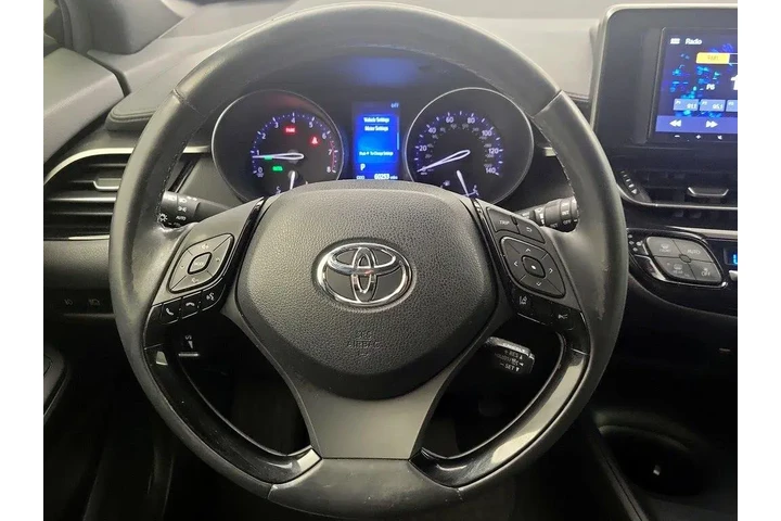 $18998 : Toyota C-HR 2018 XLE Premium image 10