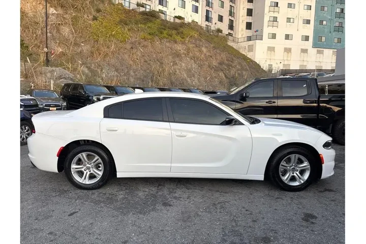 $23388 : Dodge Charger 2023 SXT 4dr S image 6