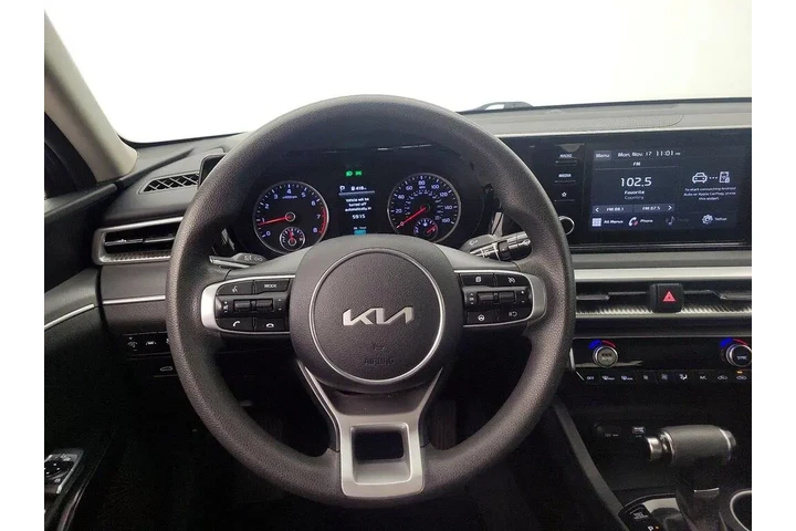 $18998 : Kia K5 2022 LXS 4dr Sedan image 10