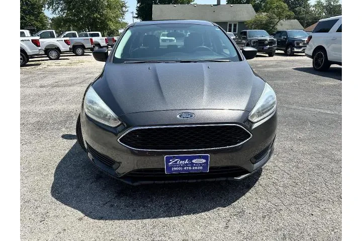 $8395 : Ford Focus 2015 S 4dr Sedan image 3