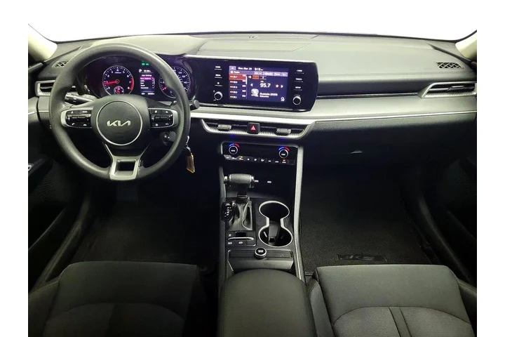 $18998 : Kia K5 2022 LX 4dr Sedan image 9