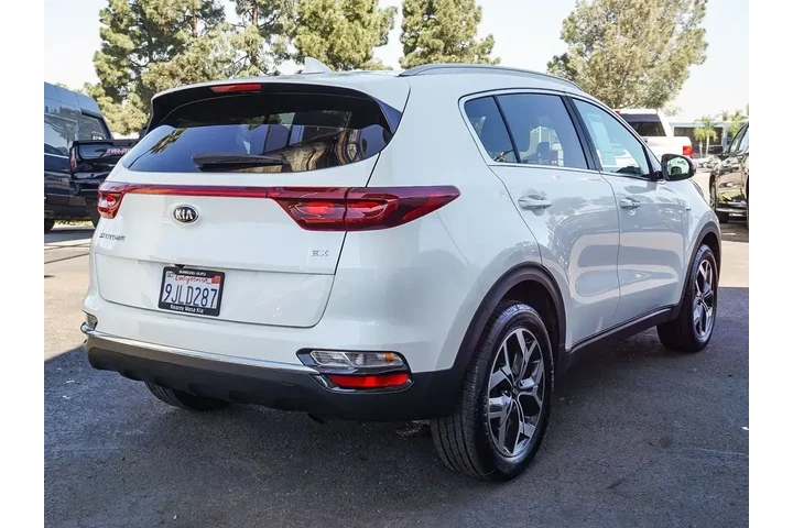 $21191 : Kia Sportage 2021 AWD EX 4dr image 7