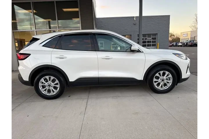 $24900 : Ford Escape 2023 AWD Active image 9