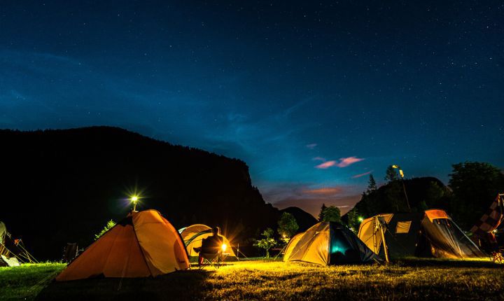 ¿Qué son los campamentos de verano para niños y qué actividades tienen?