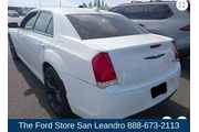 $22950 : Chrysler 300 2022 S V6 4dr S thumbnail
