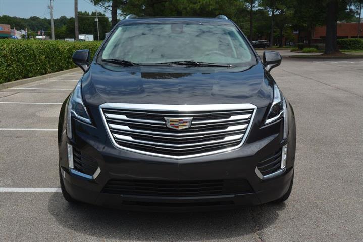 2017 XT5 Premium Luxury image 3