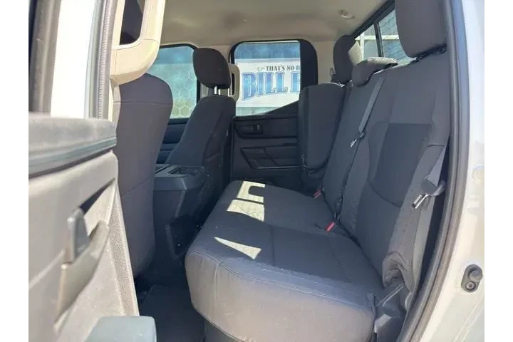 $36988 : Toyota Tundra 2024 4x4 SR 4d image 10