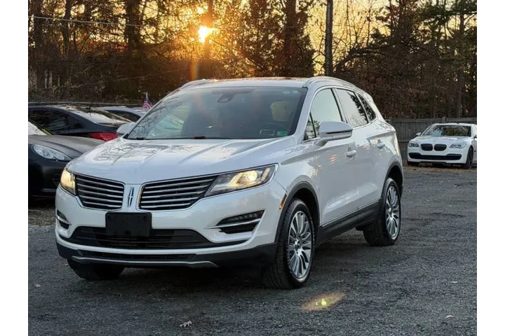 $11990 : 2017 MKC Reserve image 4