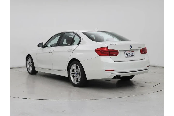$17998 : BMW 3 Series 2017 330i 4dr S image 2