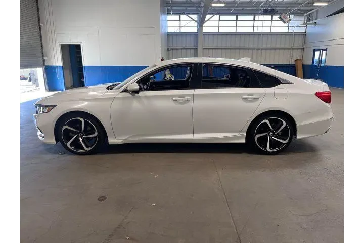 $21997 : Honda Accord 2018 Sport 4dr image 6