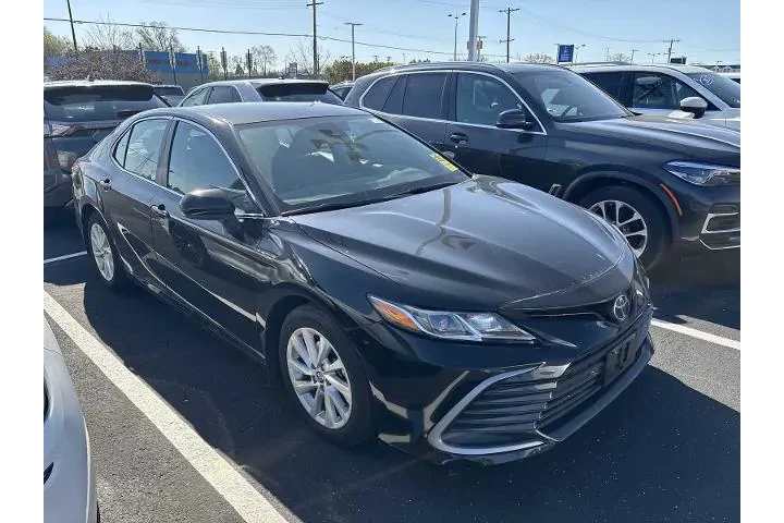 $27448 : Toyota Camry 2024 AWD LE 4dr image 4