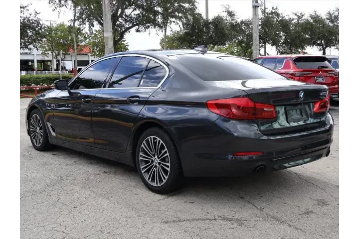 $19190 : BMW 5 Series 2019 530i 4dr S image 9