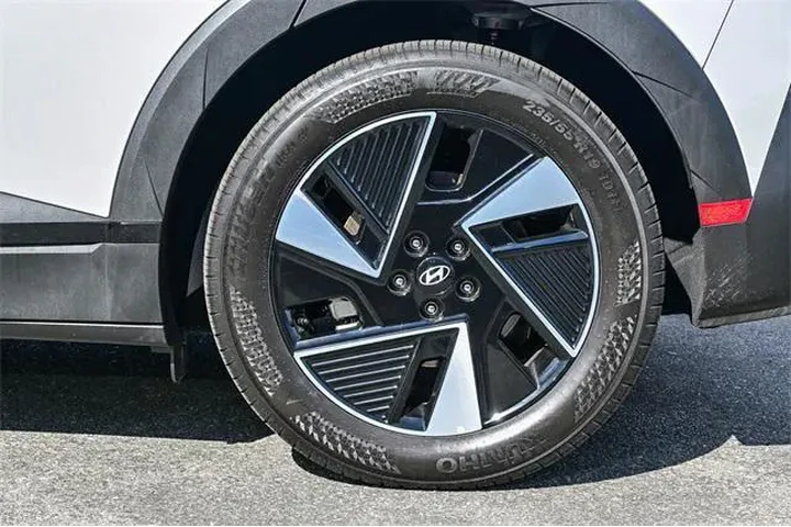 $36000 : Hyundai IONIQ 5 2025 SEL 4dr image 10