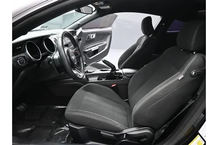 $18991 : Ford Mustang 2019 EcoBoost 2 image 9