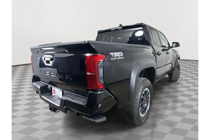 $45000 : Gold Certified 2025 Tacoma TR image 10