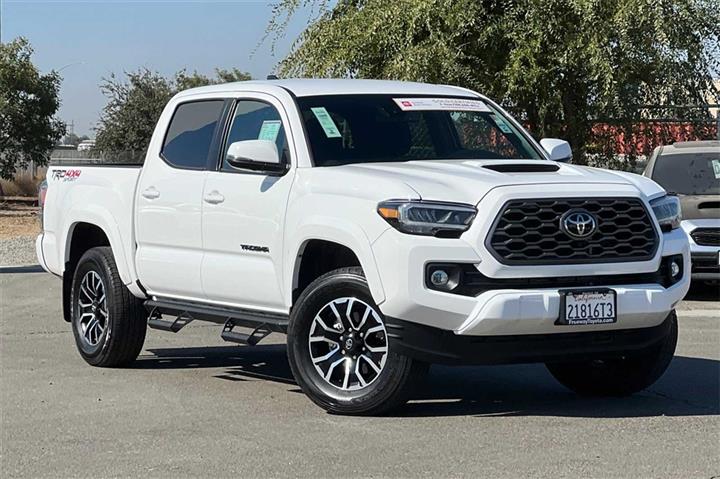 $40994 : Tacoma TRD Sport image 2