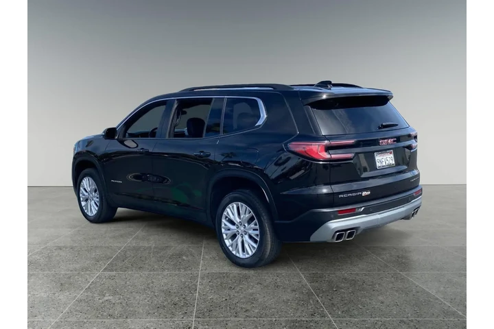 $35345 : GMC Acadia 2024 Elevation 4d image 3