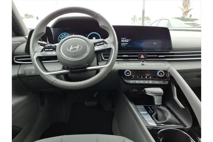 $26990 : Hyundai ELANTRA 2025 SEL Con image 7