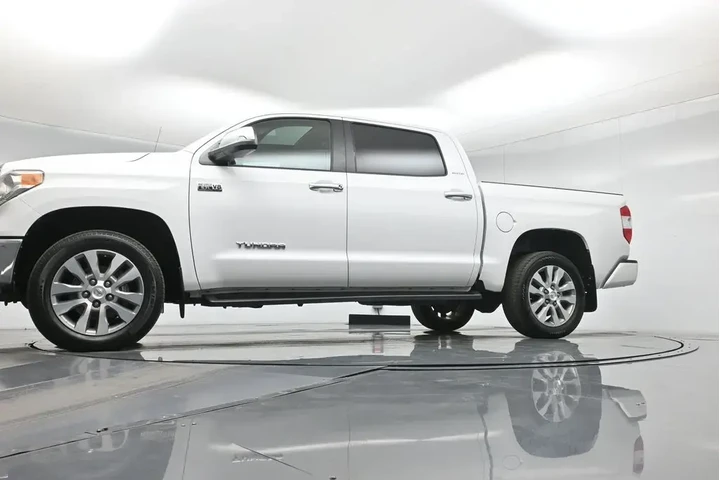 $38429 : Toyota Tundra 2015 4x4 Limit image 7