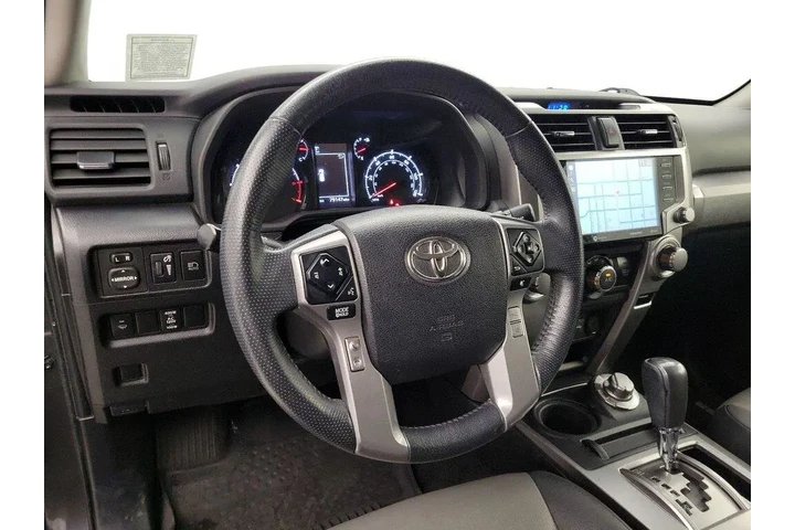 $35998 : Toyota 4Runner 2020 4x4 SR5 image 10
