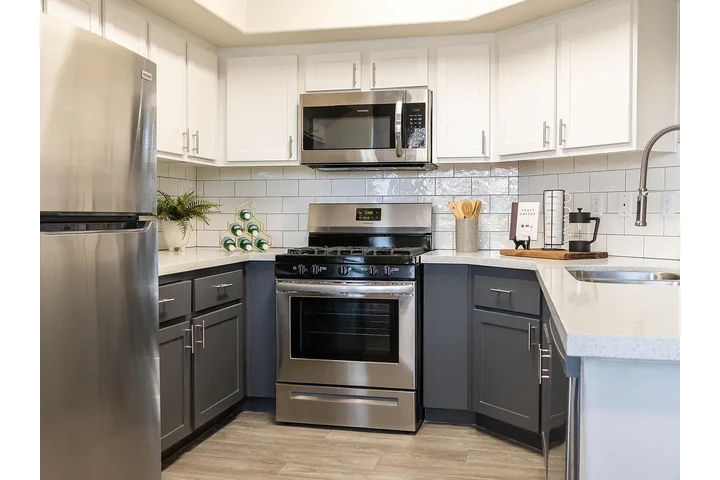 $1400 : House Of Peace image 9