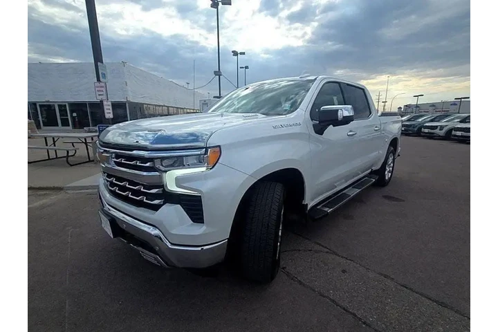 $46992 : 2023 Silverado 1500 LTZ image 1