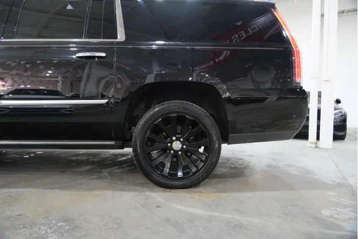 $26765 : 2019 CADILLAC Escalade ESV Pr image 7