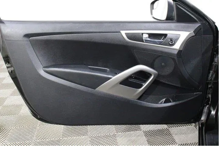 $9998 : Hyundai VELOSTER 2016 3dr Co image 6