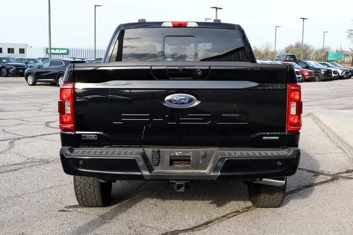 $32587 : 2021 F-150 XLT 4WD SuperCrew image 5