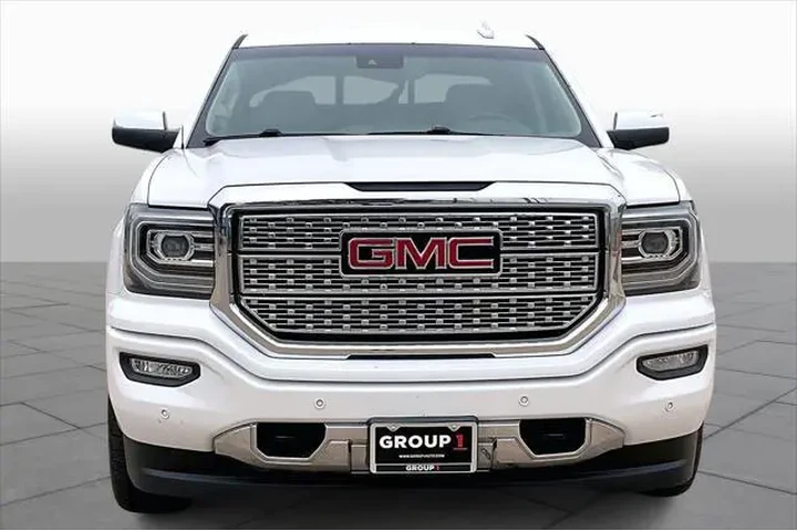 $26299 : GMC Sierra 1500 2018 4x4 Den image 4