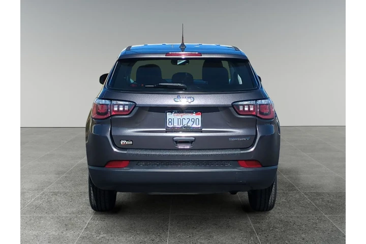 Jeep Compass 2019 Sport 4dr image 4