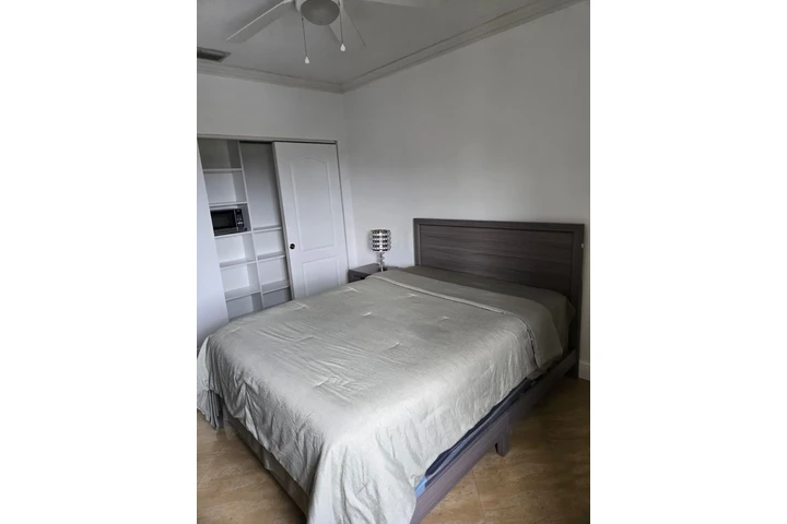 $750 : Rento cuarto image 1