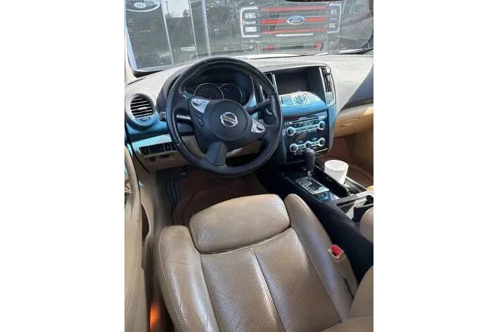 $4861 : Nissan Maxima 2011 3.5 SV 4d image 9