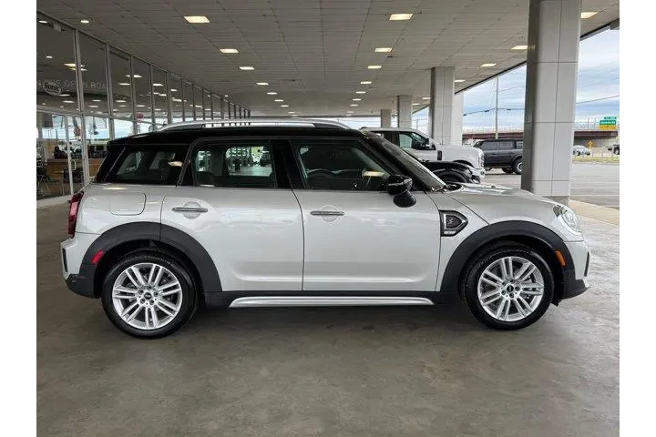 $27398 : MINI Countryman 2023 Classic image 8
