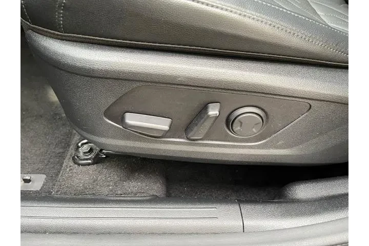 $28995 : Kia Sportage 2025 AWD X-Line image 8