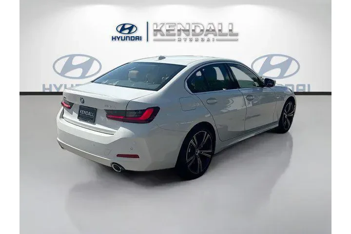 $38998 : BMW 3 Series 2024 AWD 330i x image 6