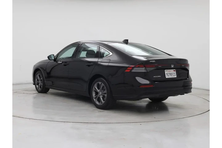 $25998 : Honda Accord 2023 EX 4dr Sed image 2