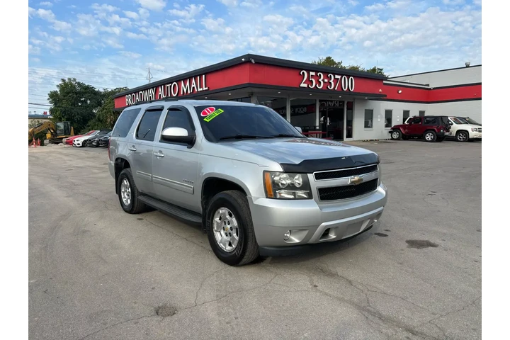 $6980 : 2011 Tahoe 4WD 4dr 1500 LT image 2