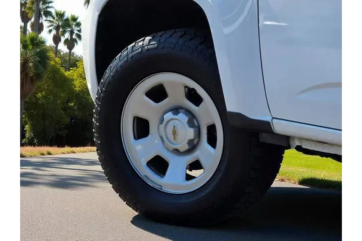 $19500 : Chevrolet Colorado 2022 4x2 image 8